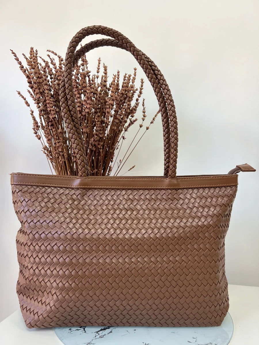 Bolso tejido chic