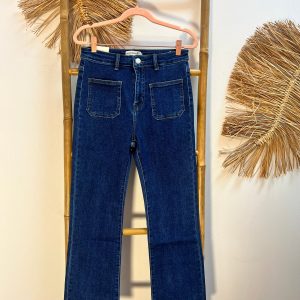 Jeans rectos bolsillos