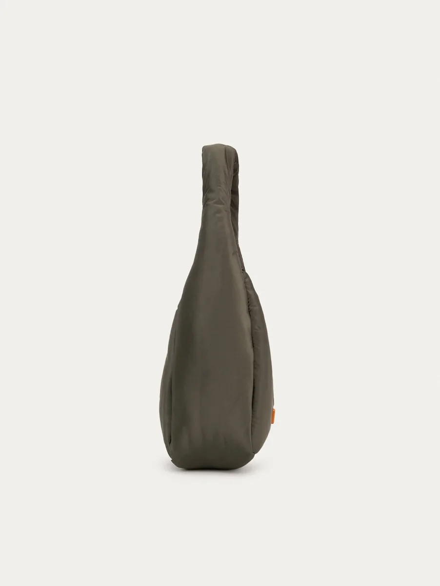 BOLSO LOGAN NYLON VERDE OSCURO - Imagen 3