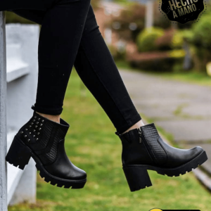 Botines Lola Cuero