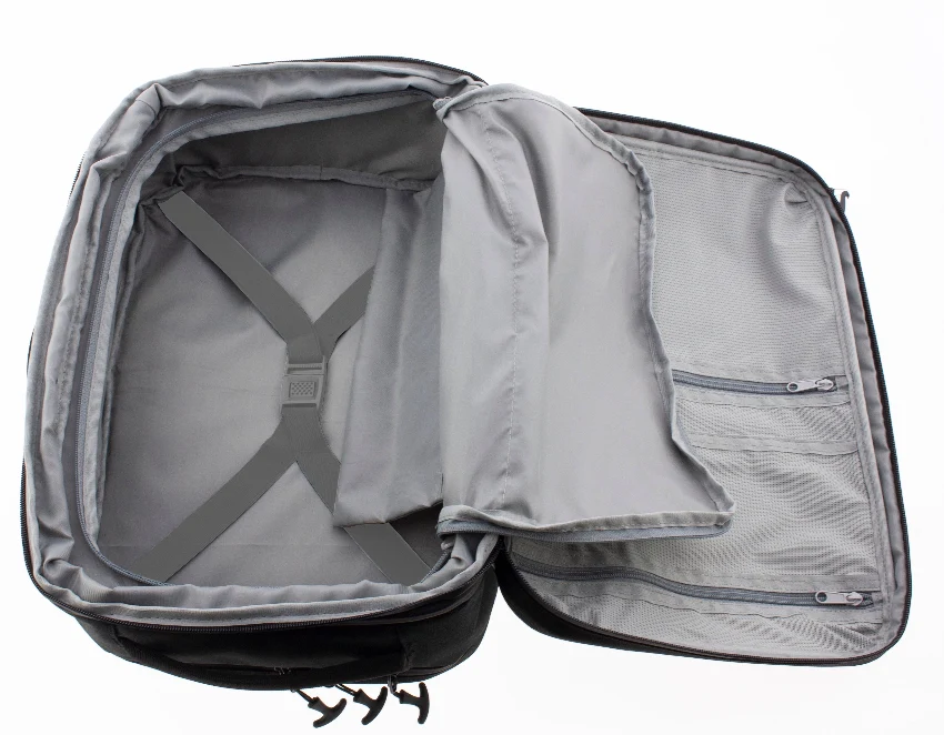 Mochila Extensible de viaje cabina Ryanair - Vueling - Vogart Defender (40 x 30 x 20/25 cm) - Imagen 8