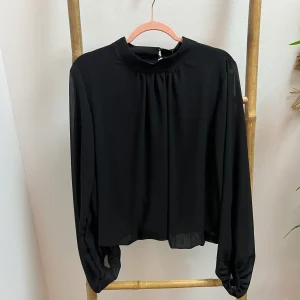 Blusa elegant basic