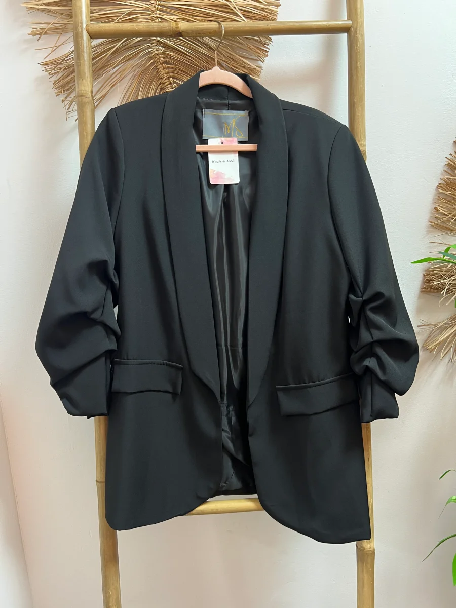 Blazer manga abullonada