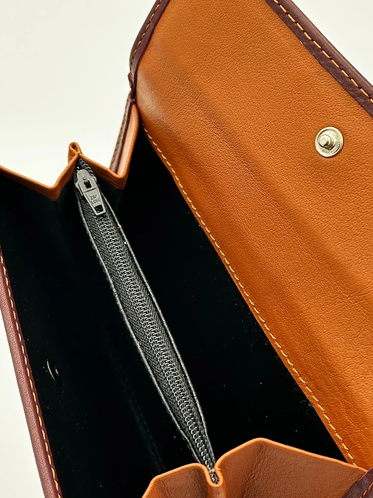 Billetero de Piel Vacuno Monedero Clic Amichi Lienzo Burdeos 14,5x9,5cm - Imagen 6