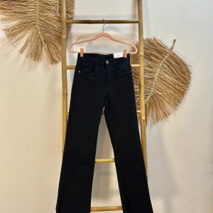 Pantalón recto negro