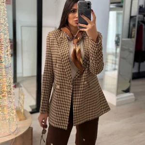 Blazer de cuadros mostaza