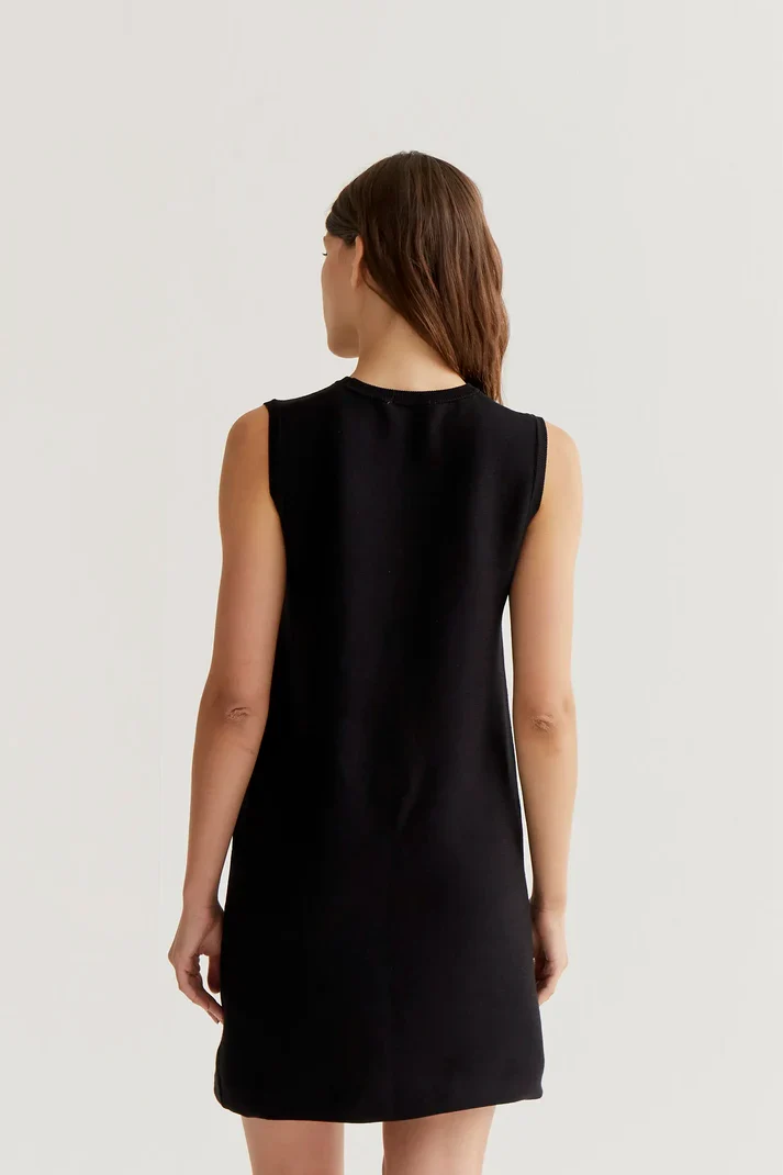 Vestido corto punto negro Compañía Fantástica - Imagen 3