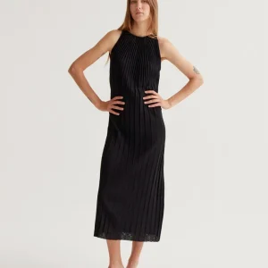 Vestido largo plisado negro para mujer | Compañía Fantástica