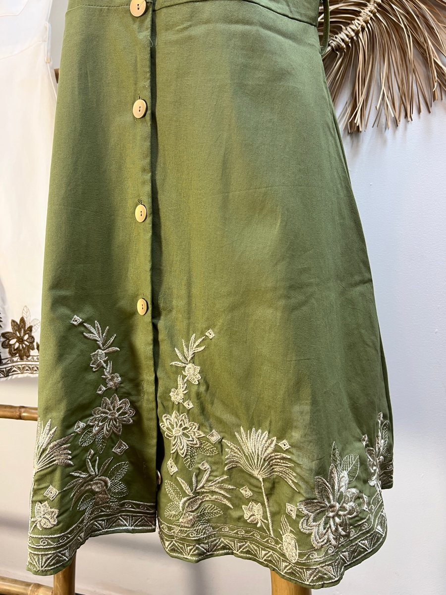 Vestido corto bordado flores bajo - Imagen 4