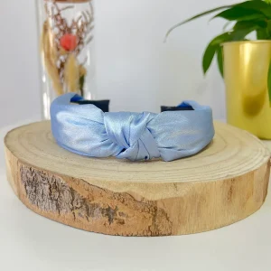 Diadema raso azul cielo