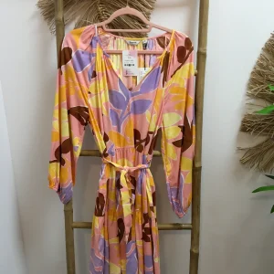 Vestido rosa flores
