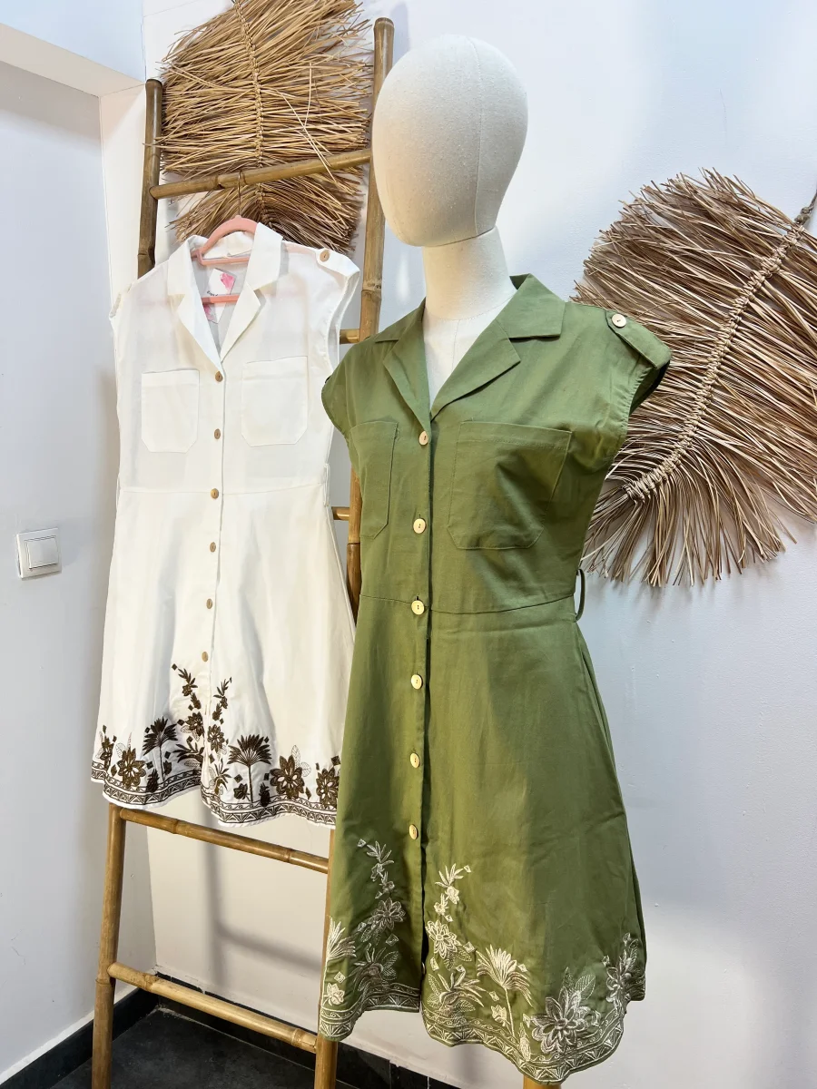 Vestido corto bordado flores bajo - Imagen 2