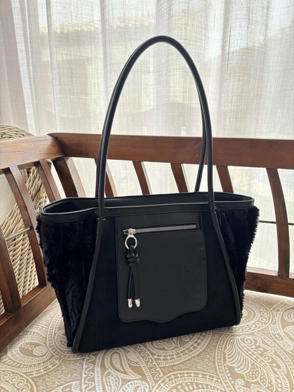 Bolso de Hombro 252401 Mayca Black Pepe Moll - Imagen 3