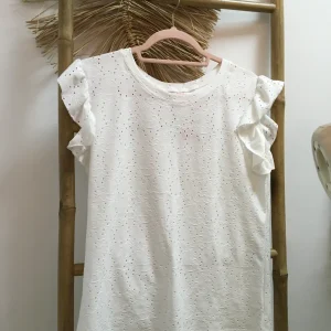 Camiseta troquelada