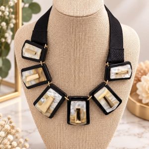 COLLAR PIEDRA DORADOS