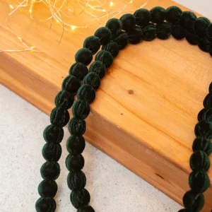 Collar terciopelo verde
