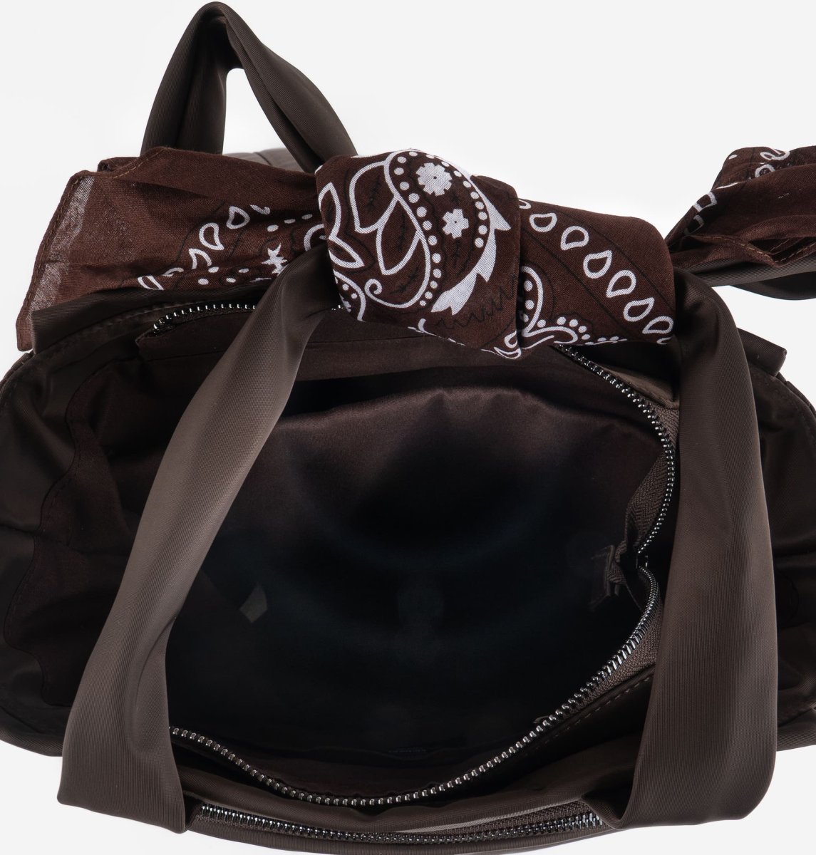 Mochila Nylon y Bandana Marrón Chocolate Victoria - Imagen 5