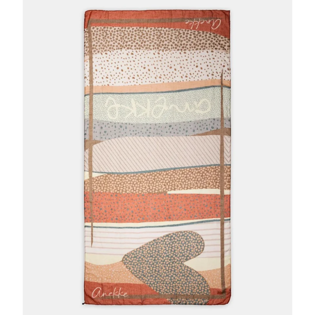 Pañuelo estampado corazón Anekke