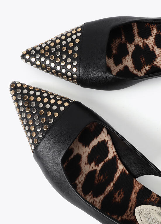 Zapato Tacón Destalonado con Tachas Lola Casademunt - Imagen 6