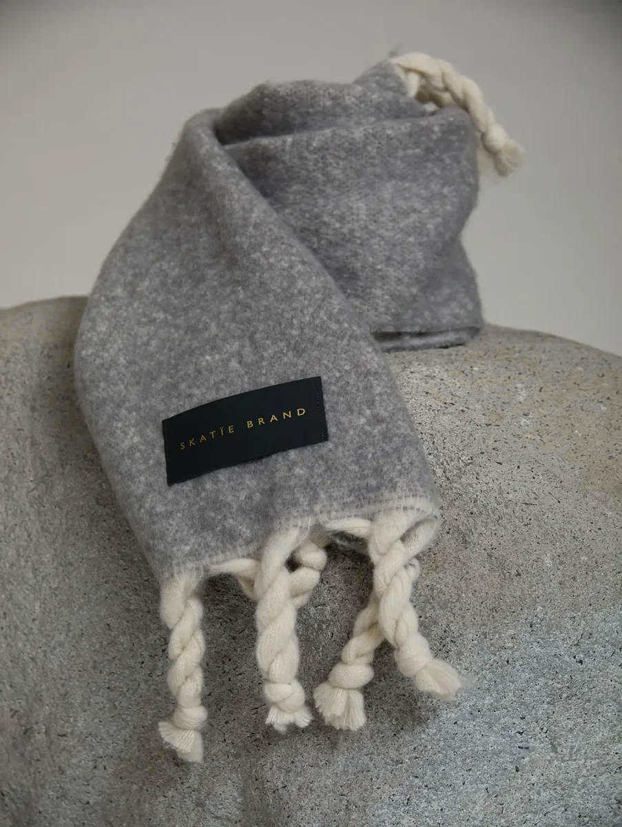 Maxi Bufanda Aspen Gris - Imagen 2