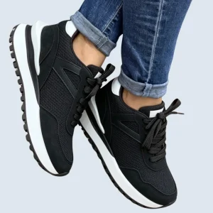 TENIS CASUAL CON APLIQUE LATERAL